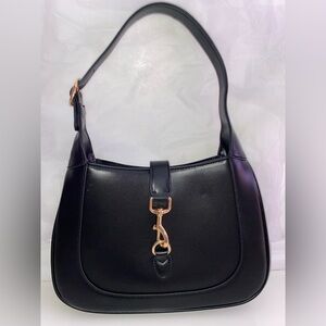 Elegant Black Leather Shoulder Bag